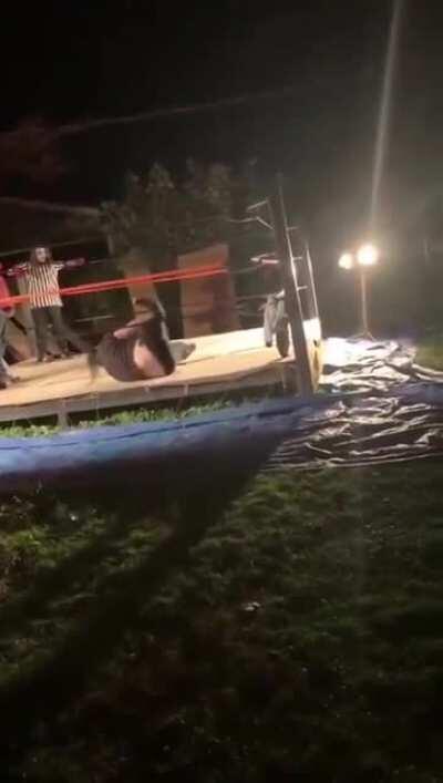 Дебил-кузнечик. Осторожно - жесть!