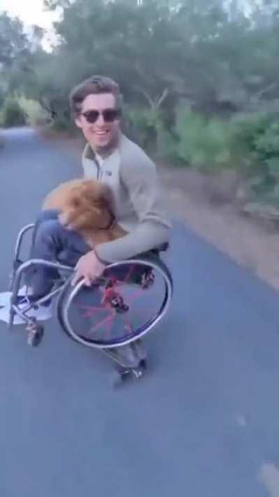 This guy is very brave