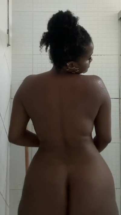 Need company for my bath time