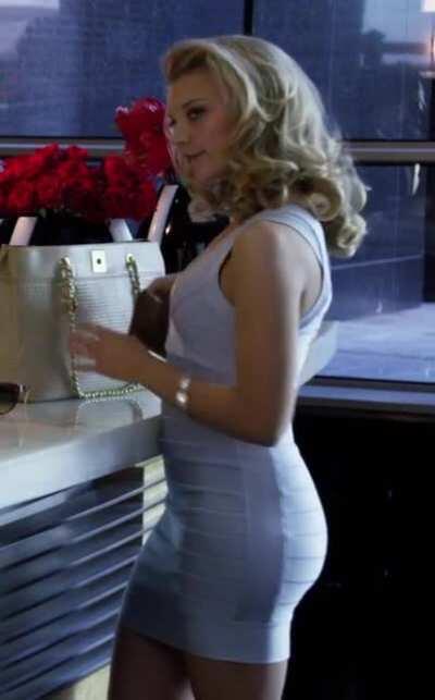 How much you would pay just for chatting and eating dinner with her? Classy as always