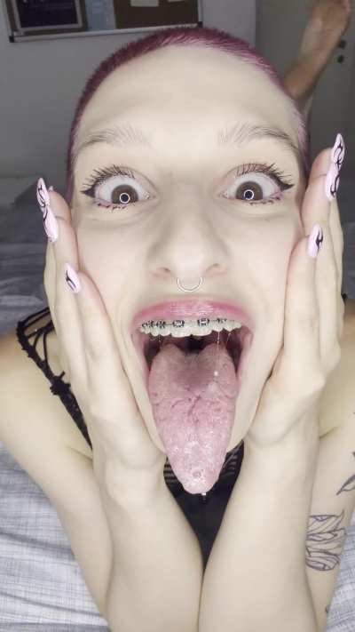 One touch and I’m already gooning and drooling all over you