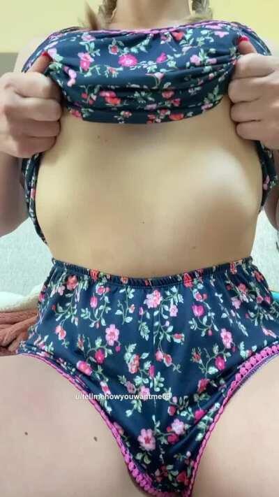 Flash sale on my OnlyFans today! Only a limited number of discounted subscriptions so cum find me and let’s get to know each other!