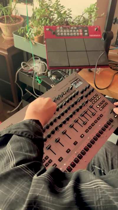 first jam after turning on the tr-1000