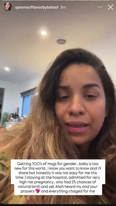 Spoonsofflavourbybatool Batool please log off - she started with the oversharing and now suddenly she doesn’t want to share baby’s gender. Just LOG OFF GIRL