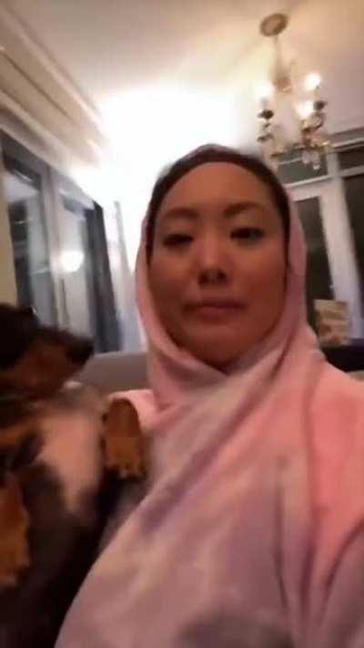 Arkadaşlar Pink pussy arıyacağımıza dost sahiplenelim.