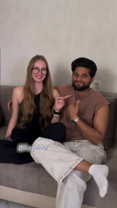 Indian guy with Ukrainian girlfriend 🇮🇳🇺🇦 IMWF