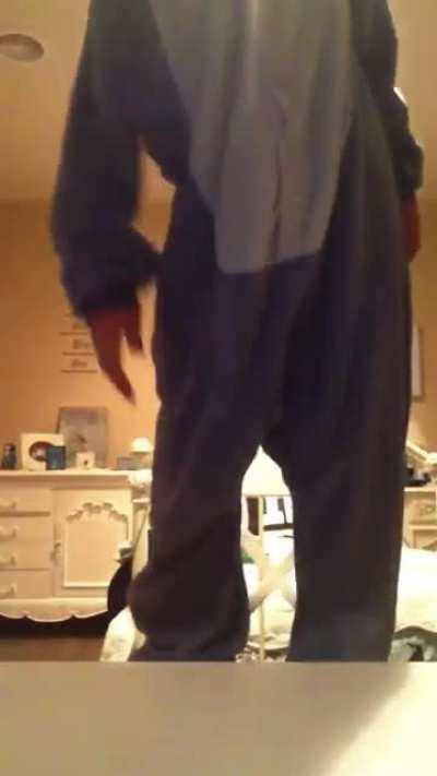 Onesie review gone wrong