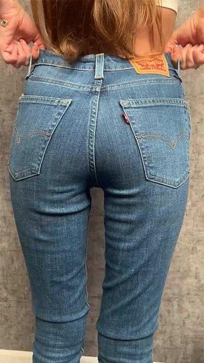 Getting ready to walk my hungry butt out in in search of adventures