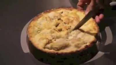 Gordon ramsay reacts to blind women's pie