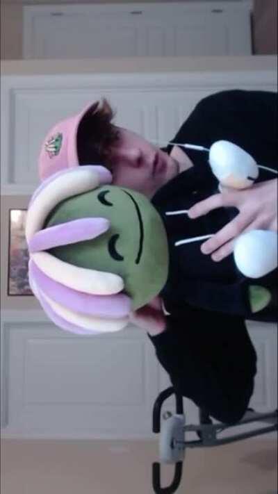 Joko plush reveal on stream he said it will release in March