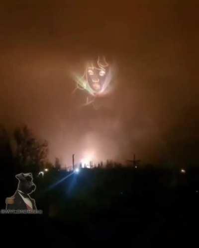 RU POV: The Russian Army trolling the AFU on their (Army Day) holiday (Dec 6) with a projector show