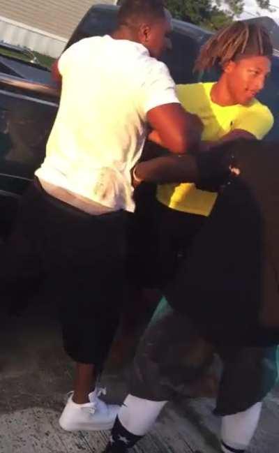 He did it for the short homies✊🏿