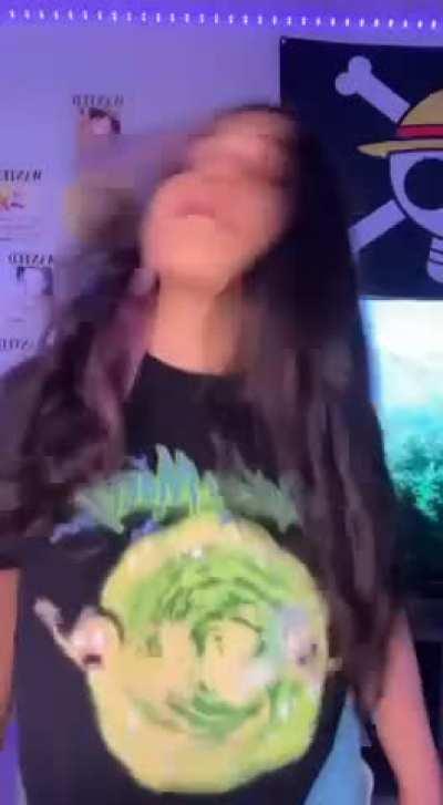 Do you find caramel Latinas attractive too?