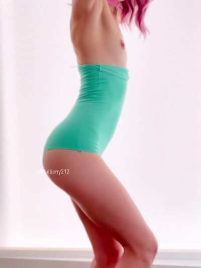 Love a little after workout stretch.