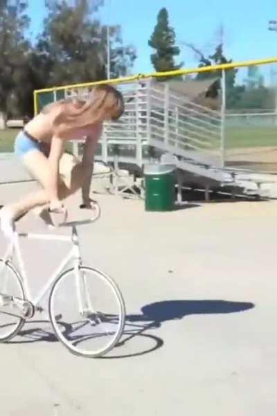 I know you all don't really like my porn posts but I think someone here might enjoy this