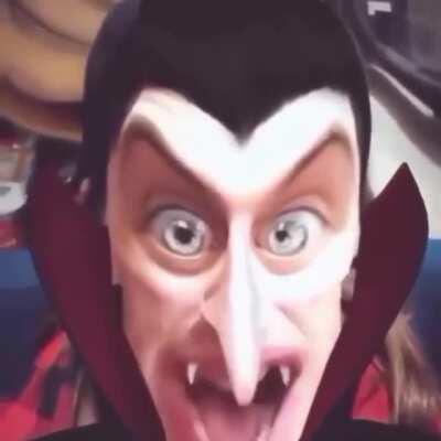 Posting SFW videos I found in NSFW Discord channels Day 15