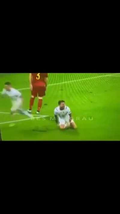 EM TODO LUGAR TEM MILAGRE