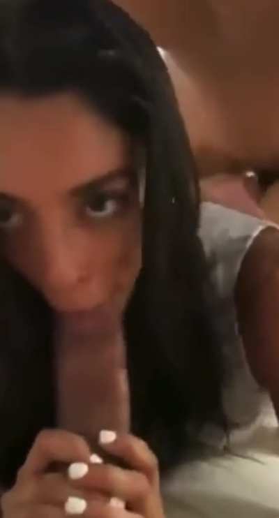 Who do you want to be in this situation? Getting your juicy rod sucked💋, fucking a tight-wet pussy💦 or dirty talking while getting both your holes filled? 🫣🥵