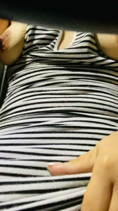 Flashing at the car wash🎶