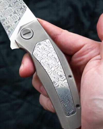 It took 15 years for me to get all the skills required to make this piece. I finally did it, despite the damn tremors.