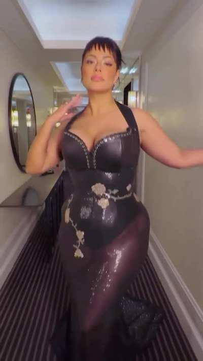 Curvy Beauty| IG| Tiktok| 07.05.2025