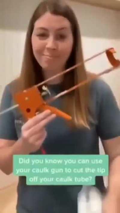 How to cut the tip of caulk