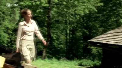 Anneke Schwabe - In den besten Familien (DE2012) - When you live in the Alps...