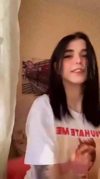 Adorable Reveal Before Spanking Her Ass