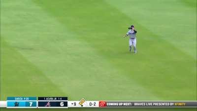 [Highlight] Ronald Acuña Jr. ties the game with a sac fly after being down by four runs in the ninth.