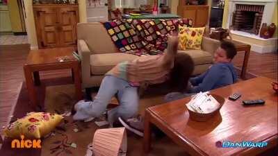 iGenocide: Gibby Fight