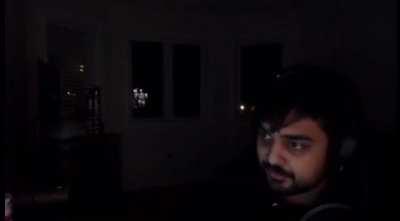 Oh no Mutahar, look behind you!