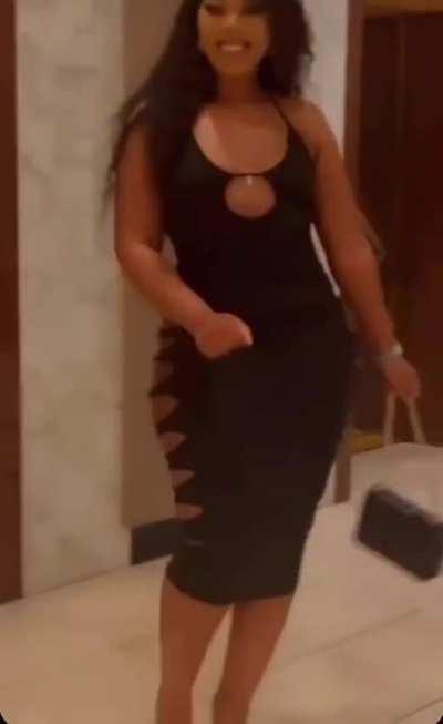 She's a bonified flame 🔥