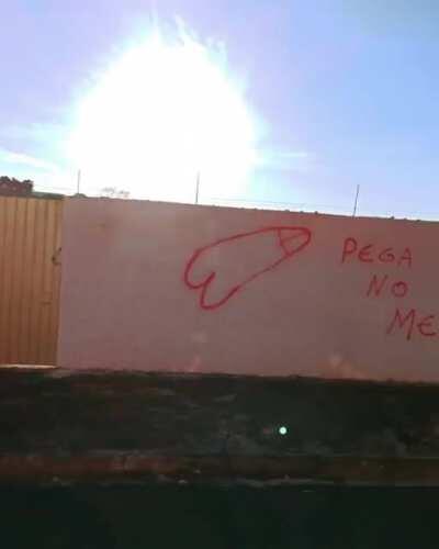 Gostaria de compartilhar esse belo nascer do Sol com você amiguinho, que nessa baita fase fud**, se aglomera com grupo de ciclismo e não usa máscara e pra você que anda sem máscara por aí também. BORA CURTIR ESSE NASCER DO SOL 🚴‍♀️