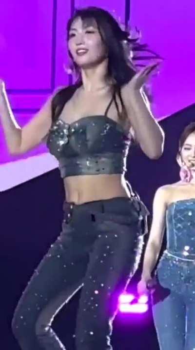 More momo can't get over her 