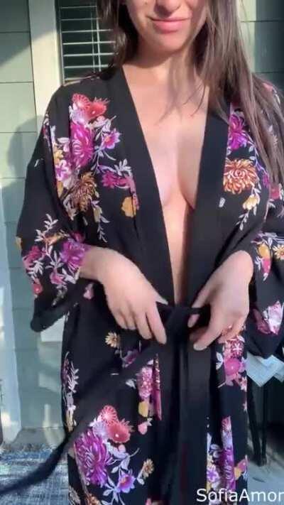 getting naked on my balcony has become the norm during quarantine (OC)