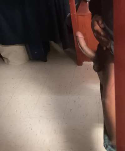 Who tryna suck on this young college meat