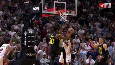 [Highlight] Bam Adebayo gets the game saving block!