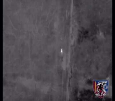 Drone bomber of the 81st OAeMBr drops multiple accurate grenades on Russians. Thermal view. Bilohorivka, February 2024.