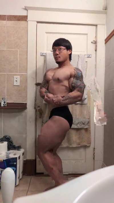 10 weeks, 6 days out from first show of year. OCB. 5'5.