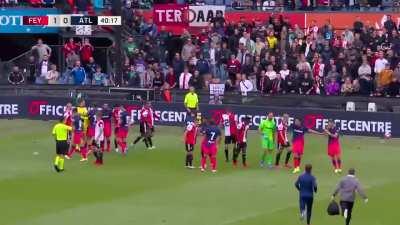 Feyenoord - Atletico Madrid [Carrasco red card & brawl]