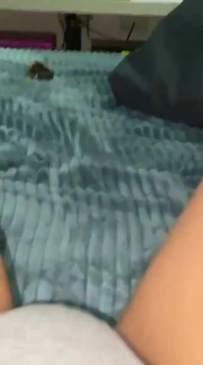 im 19, if u want to see that, say 'yes' and I'll give u a surprise & I'll make u cum💦