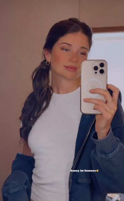 IG story 10.6.25 - good lord she is so beautiful 😩😍