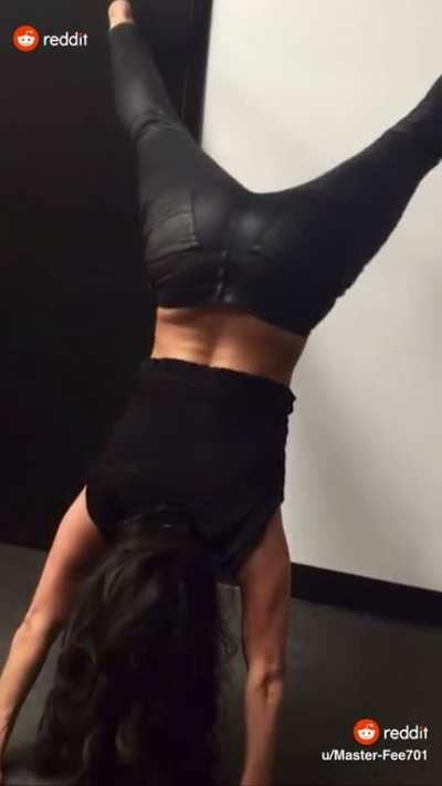 Bella booty