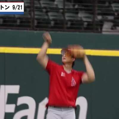 [Highlight] Ohtani practicing his jump shot