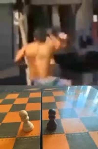 An average game of chess