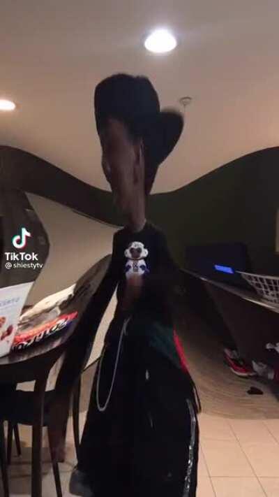 GAHDDD DAYUUM 👴🏿👓🤏🏿