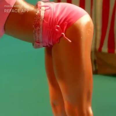 Hello guys and gals; allow me to confuse your sexuality so I can get my satisfaction