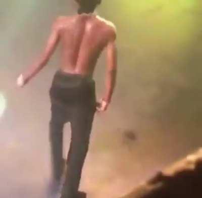 look at carti stupid ass