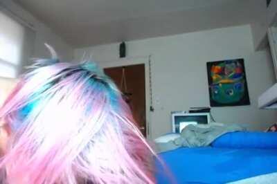 Please I beg of you I need to know her name , help me scat community ... you’re my only hope