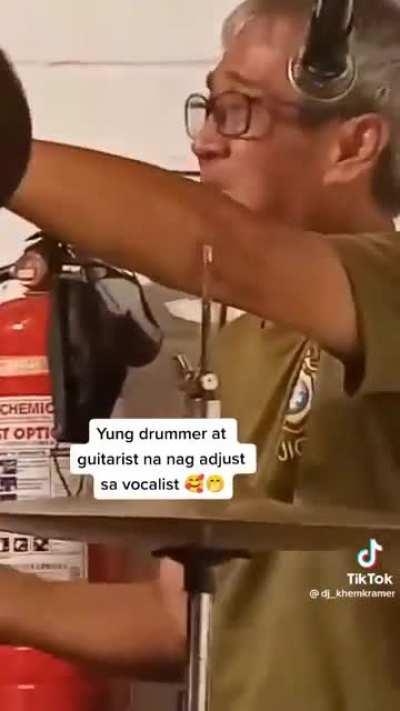 Live karaoke band trying to match the singer's pace